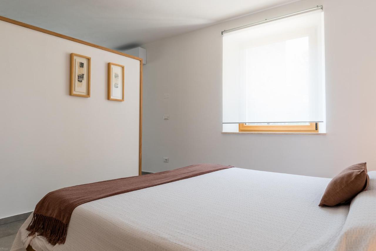 L'Abbraccio Della Quercia Apartment Momjan Exterior foto
